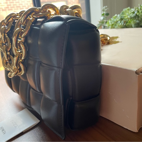 HOST PICK⭐️BOTTEGA VENETA CHAIN CASSETTE BAG -Padded lambskin leather-DARK BROWN - Picture 3 of 16